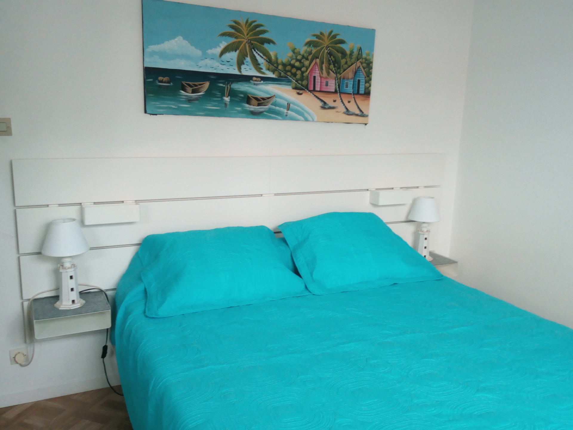 La belle chambre "Parents" avec son grand lit de 1.60m